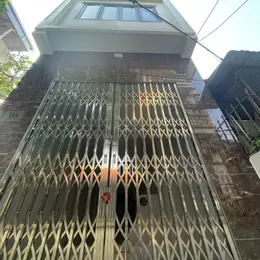 38.6m nhà 4 tầng ở ngay, Quang Trung, Hà Đông Cách 100m ra quốc lộ 6 giá 4.x tỷ