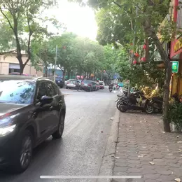 BÁN NHÀ 5 TẦNG TRƯƠNG CÔNG GIAI, SỔ VUÔNG, 2 THOÁNG, 10M RA PHỐ. 7,2 TỶ