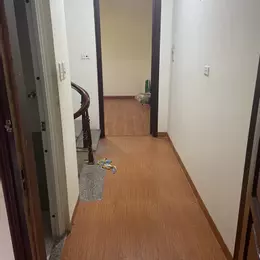 Bán nhà Lạc Long Quân sát Phố 39.5m2 5 tầng 6,75 tỷ 3 bước Hồ Tây lộng gió