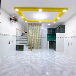 Hẻm  thông rộng  Q4 
Ngang 3.8 Nở 4.2 Dài 5.5 m 
CÓ 2 TỶ X