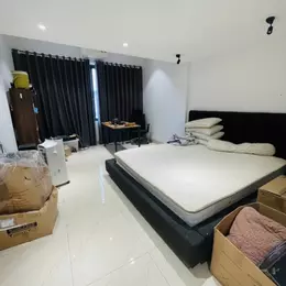 Bán nhà lạc trung 5 tầng long lanh ô chờ thang máy phân lô ô tô tránh hai bà trưng