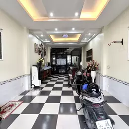 Giảm sốc! nhà 4 tầng Bùi Đình Tuý hoàn công, đường 8m có lề, 6PN, DT (4*21) 13.5 tỷ