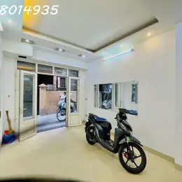 Bán nhà ngõ 173 Hoàng Hoa Thám, Ba Đình, Hà Nội. Diện tích 37m2. Giá: 9,6 tỷ, SĐCC