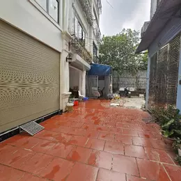 Ô TÔ ĐẬU CỬA - NHÀ MỚI KÍNH KOONG - CÔNG NĂNG ĐỦ - TIỆN ÍCH BẠT NGÀN