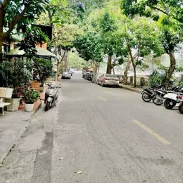 Bán đất hiếm ô tô tránh ô tô đỗ cửa  phố cổ Nhuệ Giang Nguyễn Trãi  Hà Đông 45m2  giá 9,7 tỷ