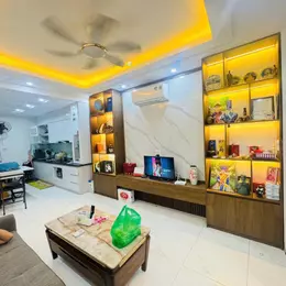 Bán nhà Văn Trì Từ Liêm 40m2 5 tầng mặt tiền 4m chỉ nhỉnh 6 tỷ