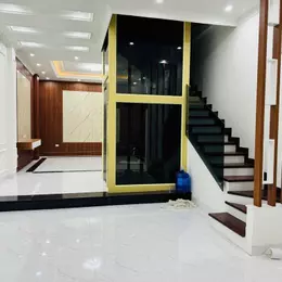 Bán Nhà Phân Lô Phố Lê Trọng Tấn - Gara Ô Tô, Thang Máy, DT 57m², MT 4.9m - 19 Tỷ Hơn.