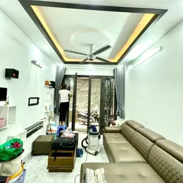 Bán nhà phố Hoàng Mai, Hoàng Văn Thụ 30m, 5 tầng. Giá: 5.7 tỷ