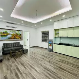 Phòng 1 ngủ 1 khách view hồ , trung tâm Đống Đa