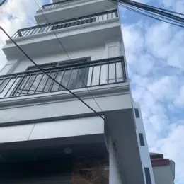CC NHÀ QUANG TIẾN, ĐẠI MỖ - SÁT VIN SMART, LÔ GÓC , Ở NGAY 35M²/5T NHỈNH 5 TỶ