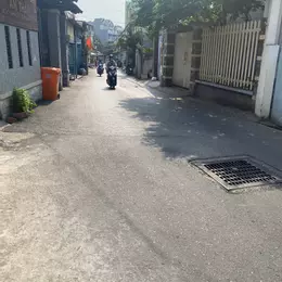Nhà 3 mặt tiền đường 4 tăng nhơn phú B, Diện tích 160m giá tốt