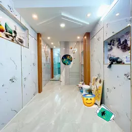Sát mặt tiền Q4 
Ngang 3 Dài 11 m2 
ĐÚC XÂY MỚI 5 TẤM 
4 tỷ