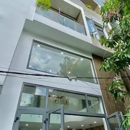 Biệt thự mini 3.5 tầng - ngang 6.1m²,HXH Thạnh Lộc 49, Q12 giá hơn 4₫ (gần Hà Huy Giáp)