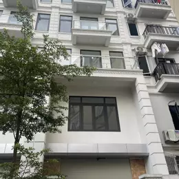 PHÂN LÔ Ô TÔ TRÁNH - VỈA HÈ KINH DOANH - TRUNG TÂM BA ĐÌNH - 5 TẦNG THANG MÁY MỚI CỨNG.