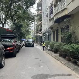 BÁN NHÀ ĐẸP XUẤT SẮC TẠI PHỐ HOÀNG SÂM,QUẬN CẦU GIẤY  18 TỶ VND, 40M2, KINH DOANH ỔN ĐỊNH