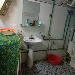Bán nhà C4 Gần chợ Lô góc Vĩnh Quỳnh DT35m chưa đến 3 tỷ