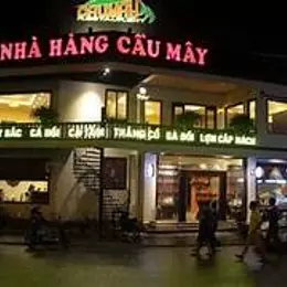 Hàng siêu mới cho thuê nhà mặt phố Đặng Văn Ngữ view hồ, DT 180m2 MT 10m giá 70tr.