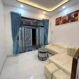 Bán nhà 2 tầng mặt tiền đường Hoà Trung Vĩnh Hoà, Nha Trang – Giá 2 Tỷ 250 Triệu