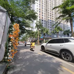 Bán nhà ngay Trung Tâm Thương Mại Văn Đển Tứ Hiệp Thanh Trì, 30m2, 3,85 tỷ,