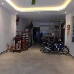 CHÍNH CHỦ CẦN BÁN NHÀ NGỌC THỤY 5 TẦNG-35MÉT TỔ 19 PHƯỜNG NGỌC THỤY GIÁ BÁN 6TỶ650 TRIỆU( có