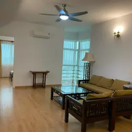Chính chủ bán gấp căn hộ 3PN, 2WC, Diện tích 123m2,Gía chỉ 7,5 tỷ tại Tòa E, Ciputra Nam Thăng