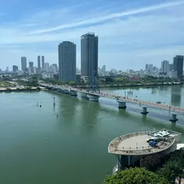 CHO THUÊ CĂN GÓC HILTON 5 PHÒNG NGỦ VIEW SÔNG HÀN - GIÁ 35 TRIỆU / THÁNG.