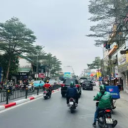 Bán Nhà Phố Tây Sơn - Đống Đa - Ba Bước Ra Mặt Phố - Diện Tích gần 40m, 4 tầng, Nhỉnh 4 tỷ 5 hơn