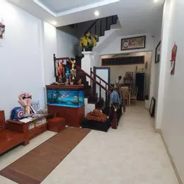 BÁN GẤP NHÀ TÔ HIỆU , HÀ ĐÔNG - 43M², 4 TẦNG, 4 PN, Ô TÔ ĐỖ CỬA - GẦN PHỐ CỔ - CHỈ NHỈNH 8 TỶ