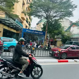Bán Nhà Phố Tây Sơn - Đống Đa - Chỉ hơn 4 tỷ 5 - Ba Bước Ra Mặt Phố - Diện Tích gần 40m, 4 tầng