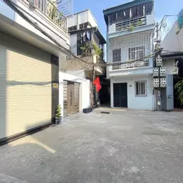 Bán 68M nguyễn khoái tặng nhà ô tô dừng đỗ cửa ngày đêm vào nhà hoàng mai