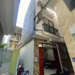 Nhà đẹp đón tết! cần bán nhà 5 tầng tại Lai Xá – Kim Chung, 6 phòng ngủ rộng, gần đường 32