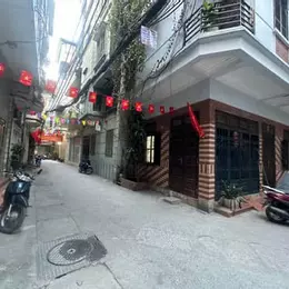 PHỐ VIP ĐỘI CẤN - BA ĐÌNH - DT 45M2 X5T - MT4,5M - 11,5TỶ - Ô TÔ ĐỖ CỬA - GẦN PHỐ