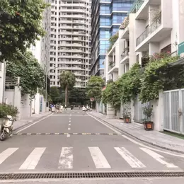 Cần bán nhà liền kề Phú Thượng, Tây Hồ, Võ Chí Công 120 m2, MT 6 m, 5 tầng ô tô tránh, full NT