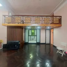 Cho thuê căn hộ tầng 2 biệt thự Pháp cổ phố Quán Thánh, Ba Đình