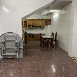 Bán nhà Giải Phóng, Hoàng Mai, Ô tô đỗ cửa, 43m2, 9.65 tỷ