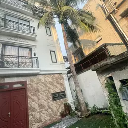 BÁN GẤP NHÀ KẺ TẠNH 33M 5 TẦNG HIỆN ĐẠI, 10M OTO TRÁNH, 4,85 TỶ