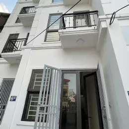 Cho thuê nhà riêng 4 tầng: 1 phòng khách + 4 phòng ngủ + 3 bvs