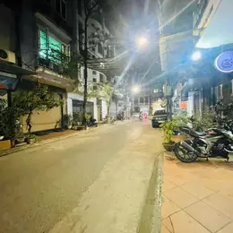Siêu hiếm! Bán nhà Nguyễn Chí Thanh plô, vỉa hè, oto tránh, KD đỉnh, 50m2,5T, MT 5,2m, chỉ 19. X tỷ