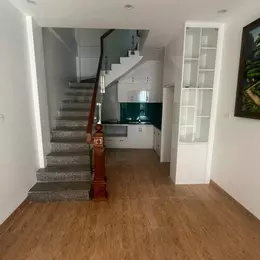 BAN NHA NHÀ DÂN XÂY CỰC CHẮC CHẮN - NGỌC THUỴ 5 _36M FULL NỘI THẤT - GIÁ 6TỶ8- NGÕ OTO ĐỖ CỬA -