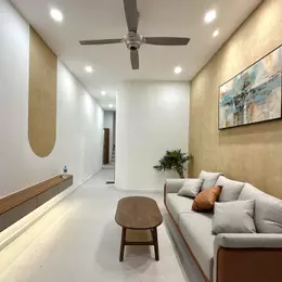 Bán Ngôi Nhà 7 tầng, 50m2, Tâm Điểm Ngô Gia Tự, Long Biên – Tiện Nghi, Hiện Đại, Giá Trị Tăng Cao