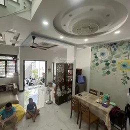 Nhà 2 tầng, Tây Hoà, PLA, 72m2, ngang 6m, ngay XLHN và trạm Metro, nhỉnh 5 tỷ