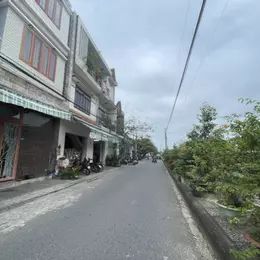 Chủ ngộp bank cần bán gấp nhà mặt tiền Trường Chinh, Cẩm Lệ 115 m2 giá chỉ 2.65 tỷ.