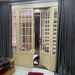 Nhà nhỏ.Thiết kế đẹp.Vali vào ở ngay.Lương văn can .Q8