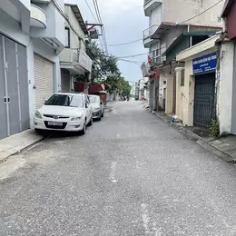 Chính chủ cần bán 154m2 đất, vuông đẹp, đường ô tô tránh tại xóm 2 Đông Dư, Gia Lâm