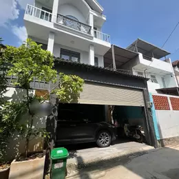 Nhà 3 tầng Lê Văn Việt, 70m2, ngang 6m, xe 7 chổ ngủ trong nhà, giá 6.99 tỷ