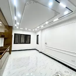 NHÀ MỚI CẦU GIẤYLÔ GÓC THANG MÁY 35M2 X 6T  GIÁ 7 TỶ HƠN