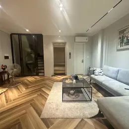 BÁN NHÀ PHỐ BỒ ĐỀ, LONG BIÊN. THANG MÁY, AN SINH ĐỈNH, LEXUS 570 ĐỖ CỬA, 55M2*7T , 10.5 TỶ.
