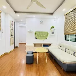 NHỈNH 4 TỶ - 2 NGỦ 2 WC - HỘ KHẨU CẦU GIẤY - TẦM TIỀN BẠT NGÀN KHÁCH - CHỈ VIỆC VỀ Ở
