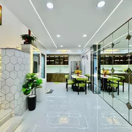 Bán nhà Ngô Quyền Quận 10 Hẻm Ô tô 1 căn ga mặt tiền chỉ 5.8 tỷ.