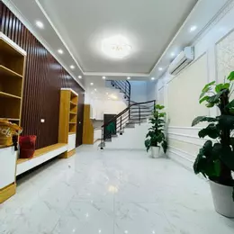 Bán nhà 4 tầng, 42m², 5PN, 4WC, Kim Ngưu, Hai Bà Trưng, 6.6 tỷ, tặng full nội thất